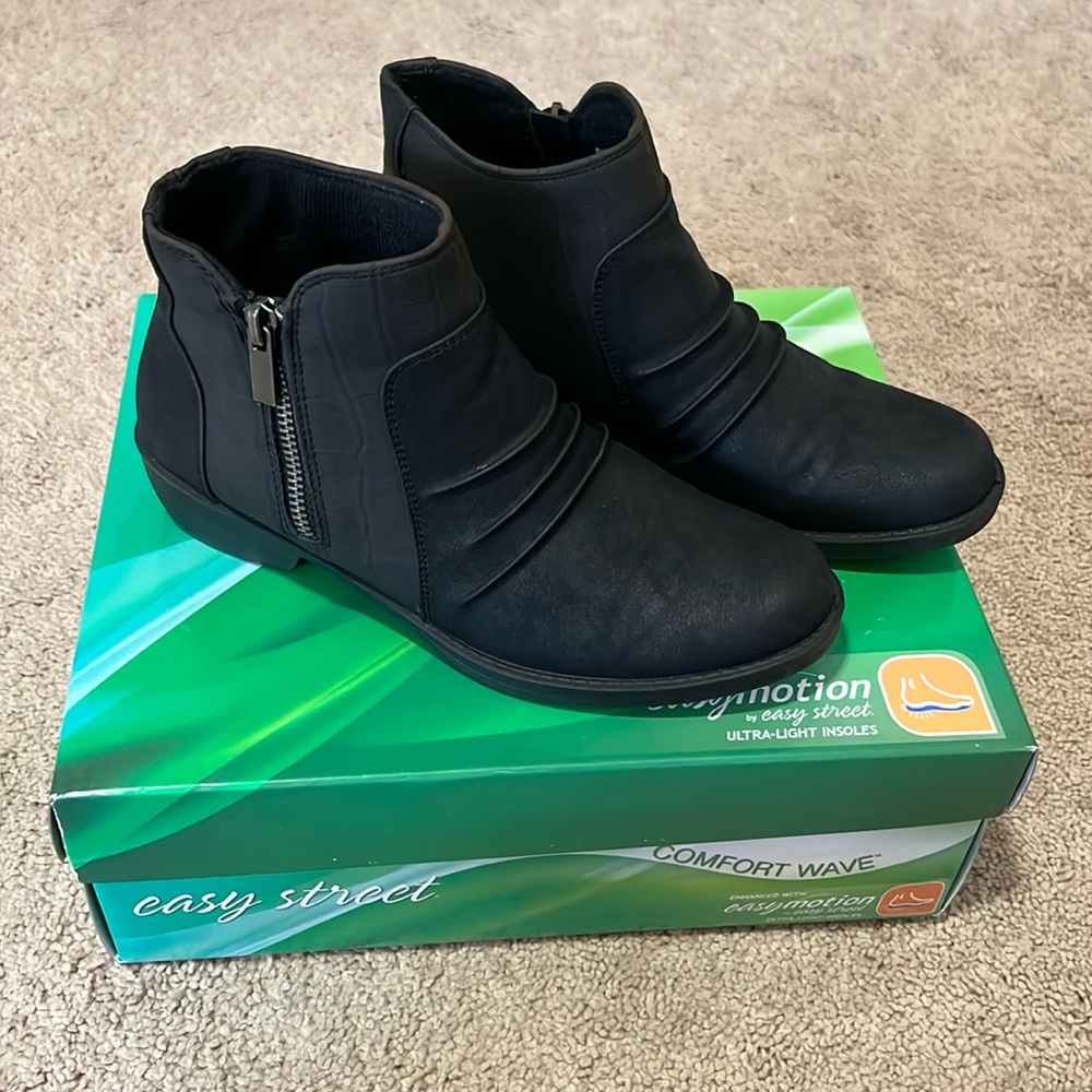 ❤️final sale! Easy street booties